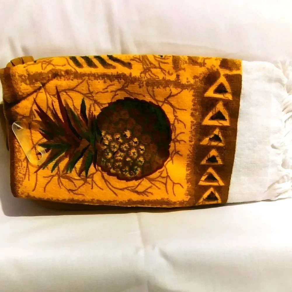 Authentic Hawaiian nwt authentic